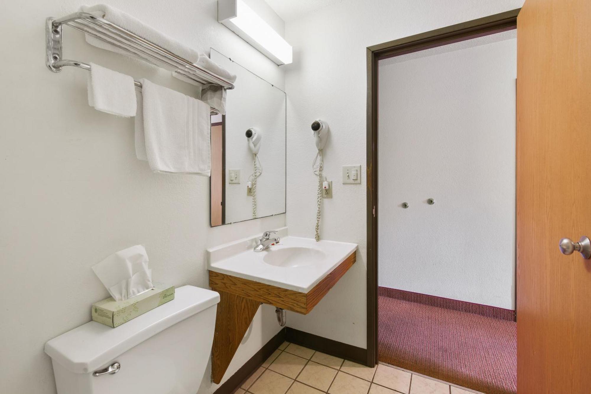 Oyo Hotel Portage I-94 المظهر الخارجي الصورة