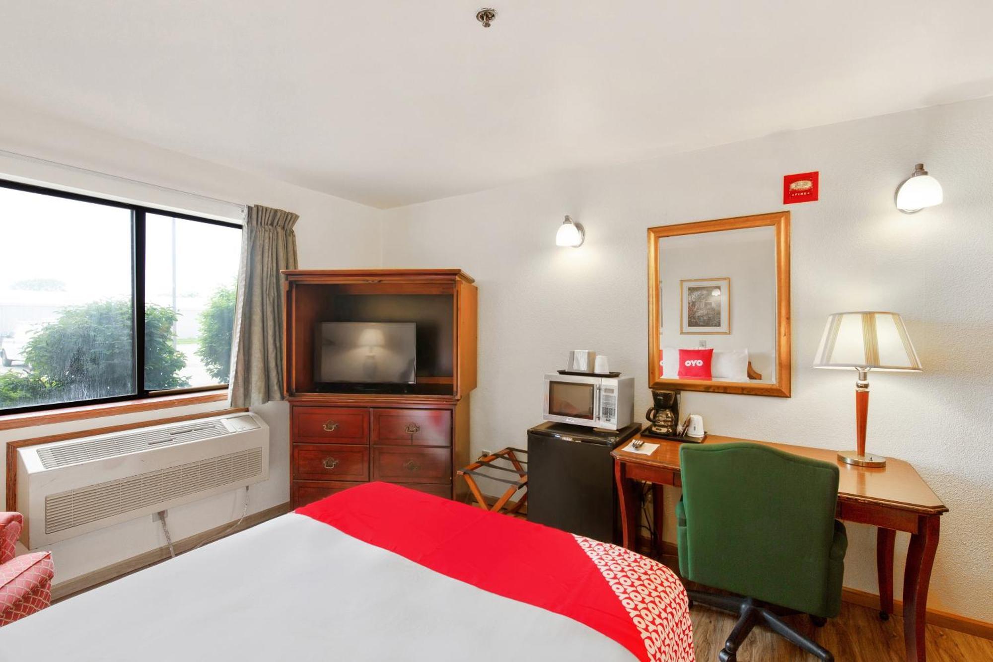Oyo Hotel Portage I-94 المظهر الخارجي الصورة